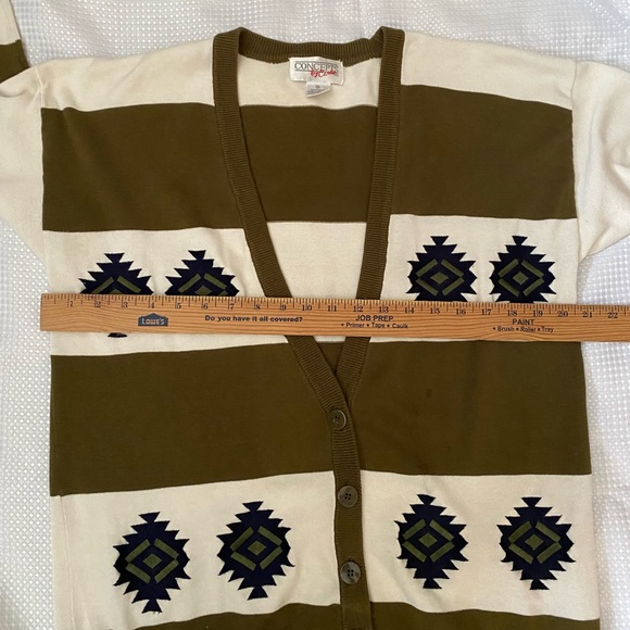 Vintage Concepts Women’s Cardigan embroidery detail sweater cardigan, size M - Picture 6 of 13